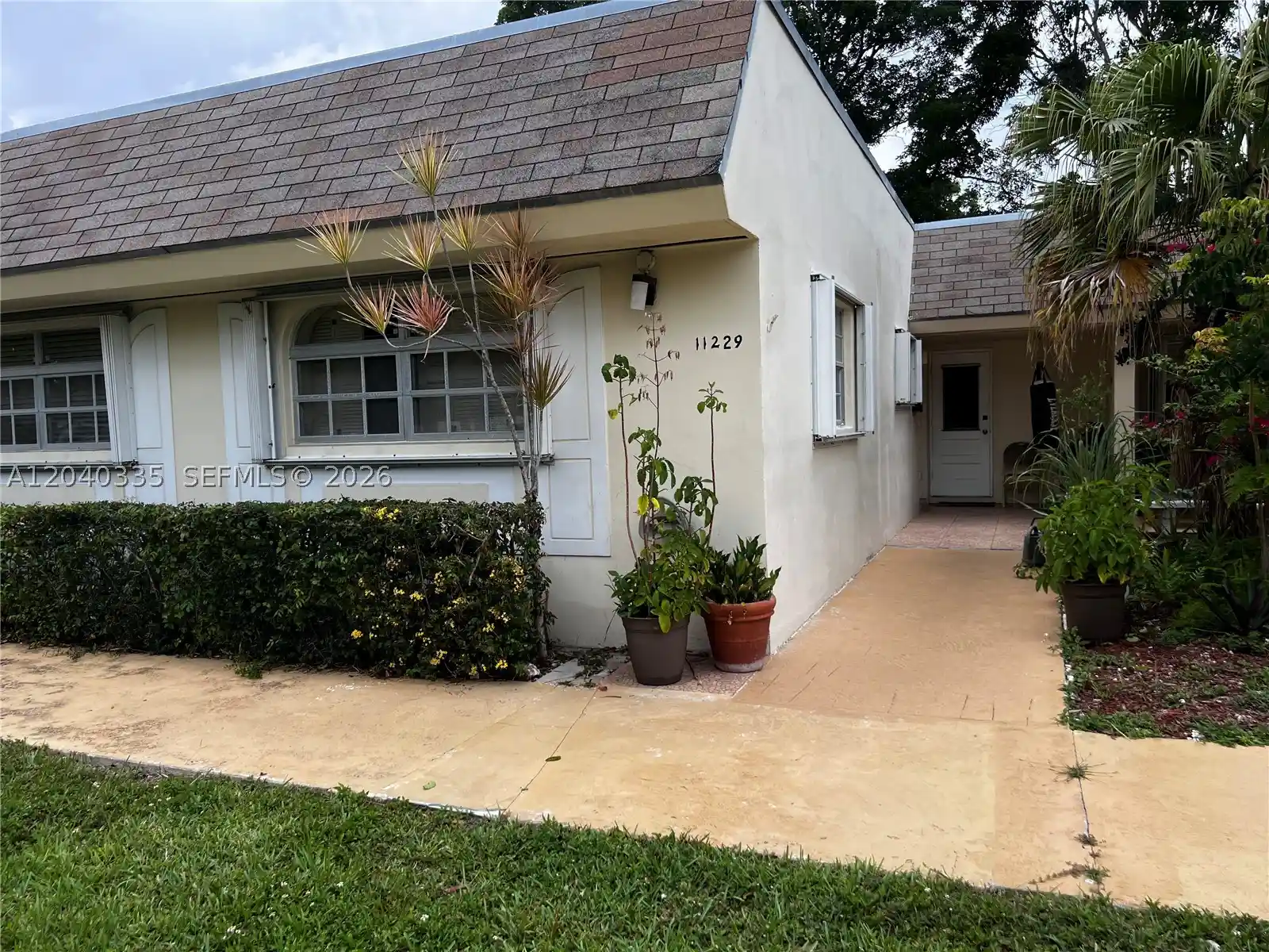 Listing Photo 2 - Condo for sale in 11229 Sw 169Th St located at 11229 Sw 169Th St, Miami, FL 33157 - Unit #V4742