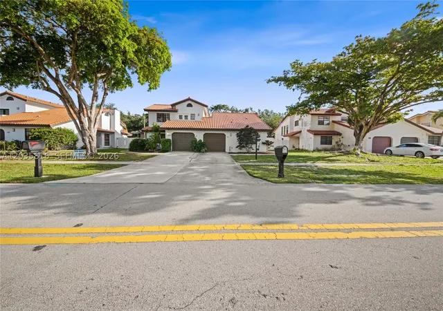 4th image of 443 Ne 38Th Street, Boca Raton, FL 33431 | MLS# A12035816