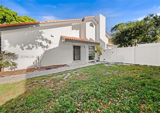 5th image of 443 Ne 38Th Street, Boca Raton, FL 33431 | MLS# A12035816