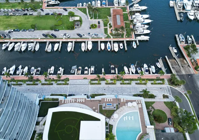 3rd image of 220 Lake Shore Dr #1908, Lake Park, FL 33403 | MLS# B26043348