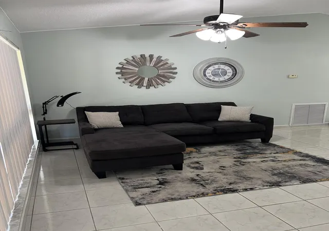 5th image of 8511 Nw 8Th St, Pembroke Pines, FL 33024 | MLS# B26043355