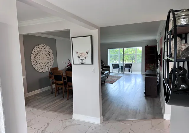Homes for sale in Sunrise, FL | 9300 Sunrise Lakes Blvd #309, Sunrise, FL 33322 | MLS# B26043369