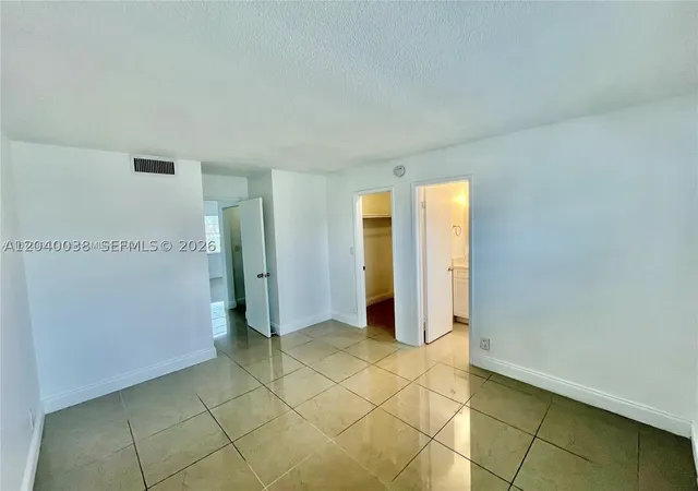 5th image of 241 Se 9Th Ave, Pompano Beach, FL 33060