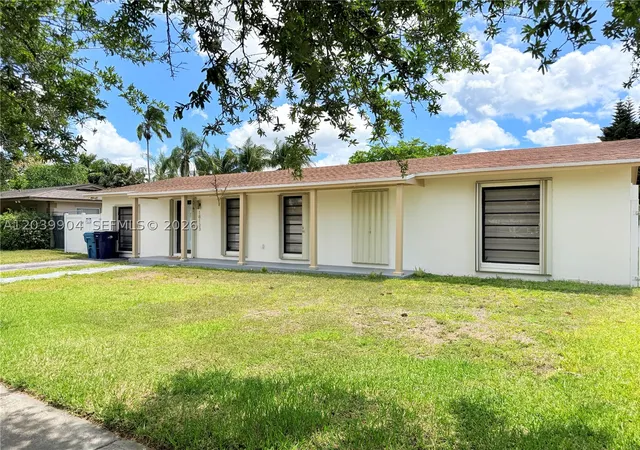 Photo 29 of Sale Pending at 18133 Sw 93Rd Ave, Palmetto Bay, FL 33157 | MLS# A12039904 | Listing updated on 2026-09-25