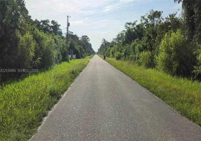 3rd image of Xxxx Ne 45Th Ave, Naples, FL 34120 | MLS# A12039486