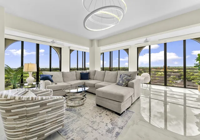 image of 7578 Regency Lake Dr #802, Boca Raton, FL 33433 | MLS# B26043547