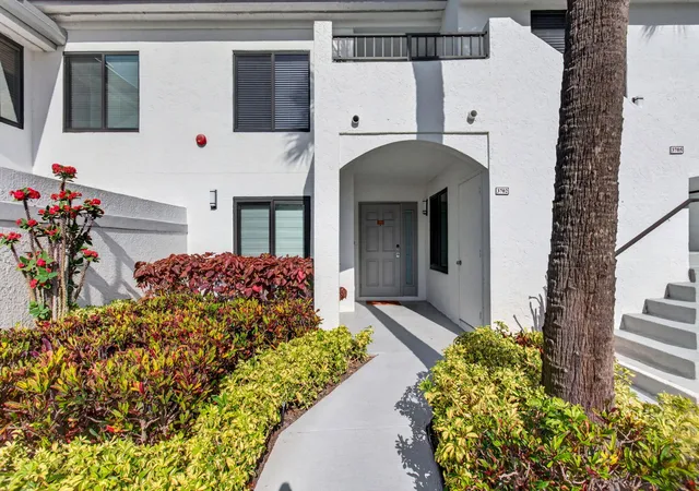 3rd image of 15782 Loch Maree Ln, Delray Beach, FL 33446