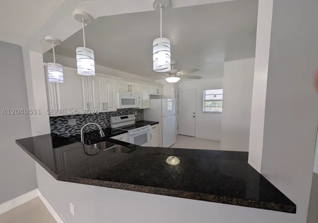 1st image of 1750 Ne 191st St #622-3, Miami, FL 33179 | MLS# A12040531