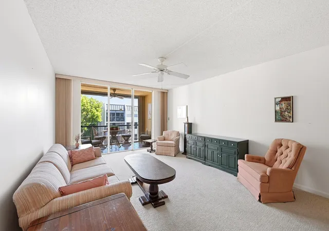 2nd image of 777 S Federal Hwy #H306, Pompano Beach, FL 33062 | MLS# B26043693