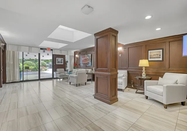 Homes for sale in North Palm Beach, FL | 356 Golfview Rd #403, North Palm Beach, FL 33408 | MLS# B26043753
