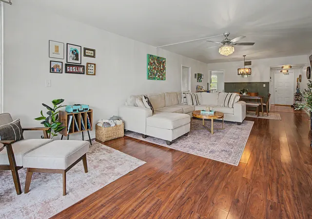 Homes for sale in Pompano Beach, FL | 3930 Oaks Clubhouse Dr #304, Pompano Beach, FL 33069 | MLS# B26043782