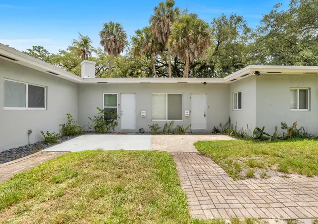 Homes for sale in Fort Lauderdale, FL | 1548 Sw 23rd Ct, Fort Lauderdale, FL 33315 | MLS# B26043864