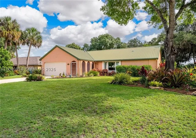 2nd image of 4559 Springview Cir, La Belle, FL 33935 | MLS# A12040854