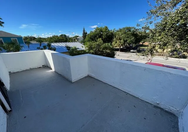 Homes for sale in ,, FL | 520 N E St, ,, FL 33460 | MLS# B26043865
