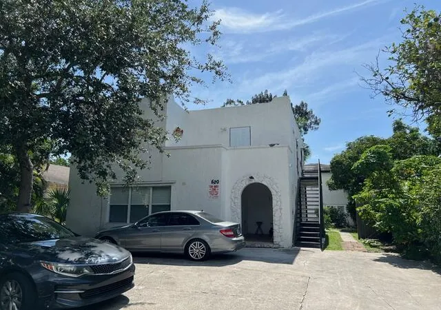 Homes for sale in ,, FL | 520 N E St, ,, FL 33460 | MLS# B26043865