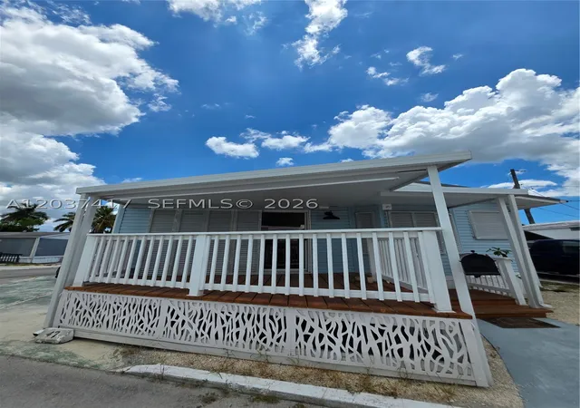 1st image of 17350 Sw 232nd St Lot #47, Miami, FL 33170 | MLS# A12037417