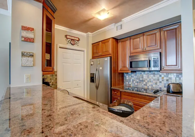 Homes for sale in West Palm Beach, FL | 780 S Sapodilla Ave S, West Palm Beach, FL 33401