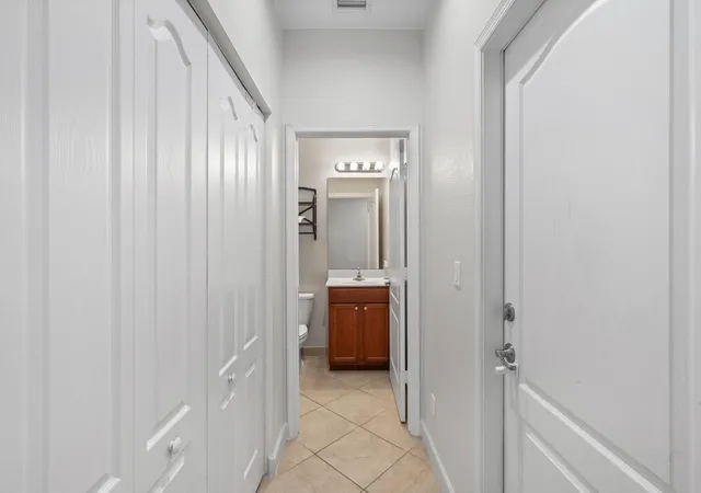 4th image of 9472 Sw Merlin Ct, Stuart, FL 34997 | MLS# B26043893