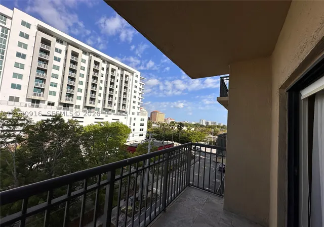 Homes for sale in Miami, FL | 3590 Coral Way #611, Miami, FL 33145 | MLS# A12040916