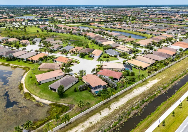 40th image of 9617 Sw Gum Tree Ct, Port St Lucie, FL 34987 | MLS# B26043944