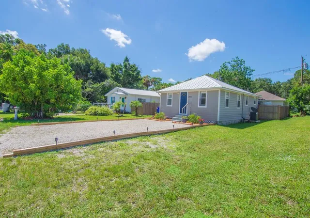 Homes for sale in Vero Beach, FL | 3535 3Rd St, Vero Beach, FL 32968 | MLS# B26043940