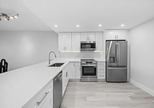 3rd image of 5100 N Ocean Blvd #502, Lauderdale By The Sea, FL 33308 | MLS# B26043992
