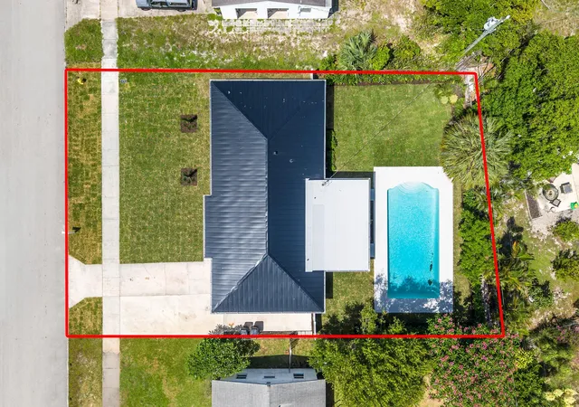 19th image of 707 Sunset Dr, ,, FL 33461 | MLS# B26044032