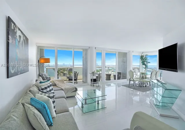 Homes for sale in Miami, FL | 1717 N Bayshore Dr #D-3931, Miami, FL 33132 | MLS# A12041251