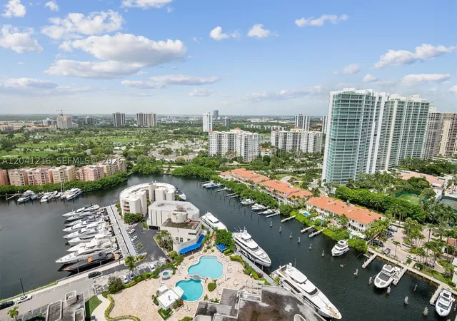 3rd image of 19707 Turnberry Way #PHC, Aventura, FL 33180 | MLS# A12041216