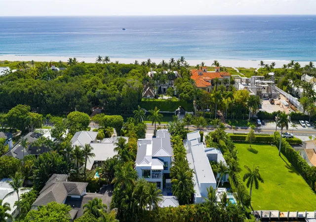 2nd image of 1040 S Ocean Blvd, Delray Beach, FL 33483 | MLS# B26044099