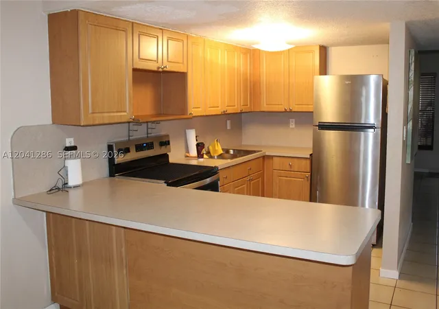 Homes for sale in Hialeah, FL | 5446 W 26Th Ave #C-20, Hialeah, FL 33016 | MLS# A12041286