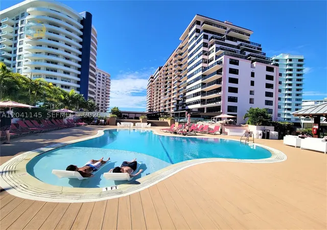 Photo 2 of Condo for sale at 5225 Collins Ave #914, Miami Beach, FL 33140 | MLS# A12041145 | Listing updated on 2026-08-26
