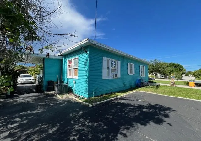 Homes for sale in West Palm Beach, FL | 700 Talladega St, West Palm Beach, FL 33405 | MLS# B26044186