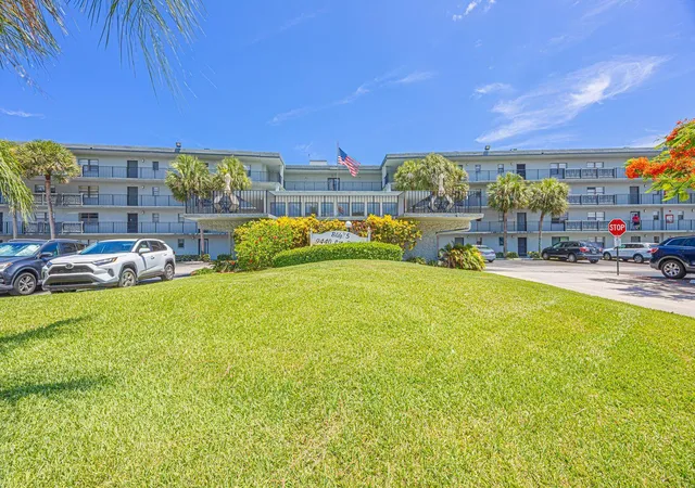 Homes for sale in Boca Raton, FL | 9440 Sw 8th St #417, Boca Raton, FL 33428 | MLS# B26044194