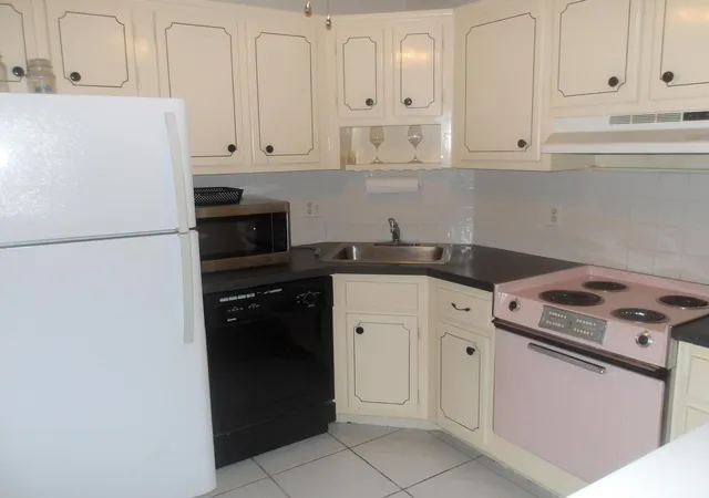 5th image of 5200 Ne 24Th Ter, Fort Lauderdale, FL 33308
