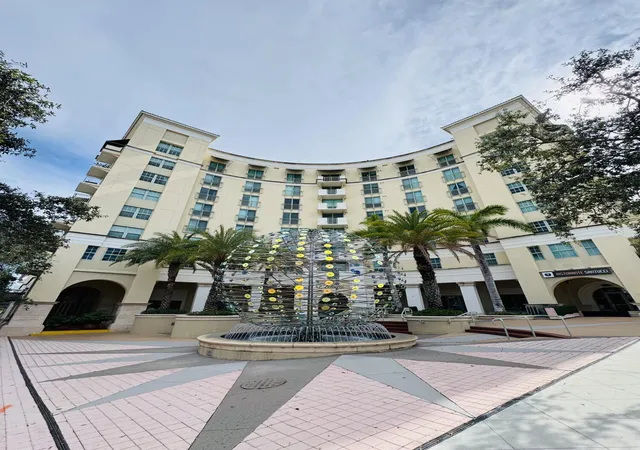 2nd image of 610 Clematis St #812, West Palm Beach, FL 33401 | MLS# B26044203