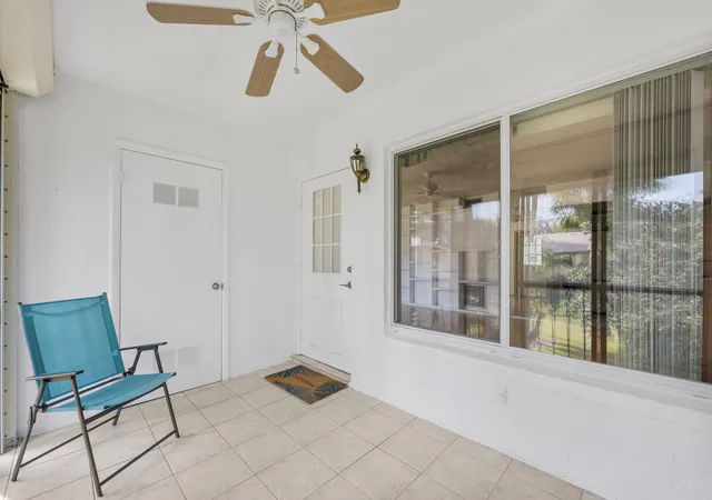Homes for sale in ,, FL | 313 Pine Ridge Cir #C-2, ,, FL 33463 | MLS# B26044228
