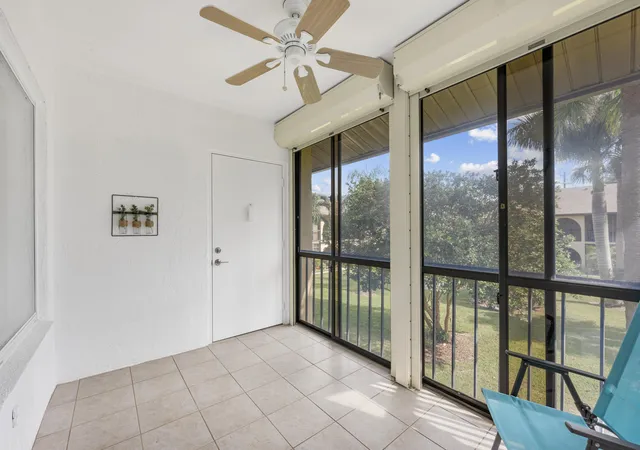 Homes for sale in ,, FL | 313 Pine Ridge Cir #C-2, ,, FL 33463 | MLS# B26044228