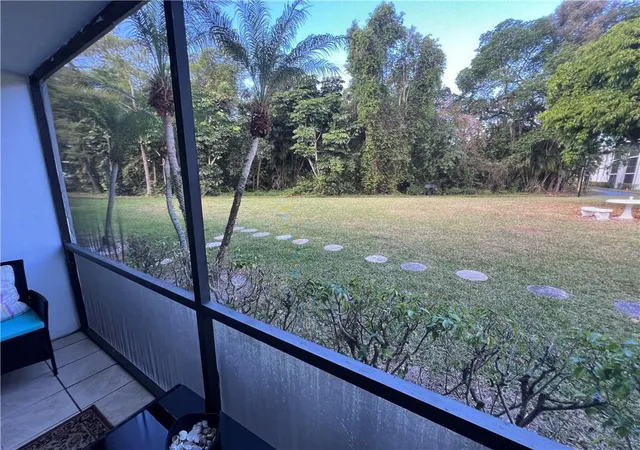 5th image of 1009 Green Pine Blvd #G1, West Palm Beach, FL 33409 | MLS# B26044230