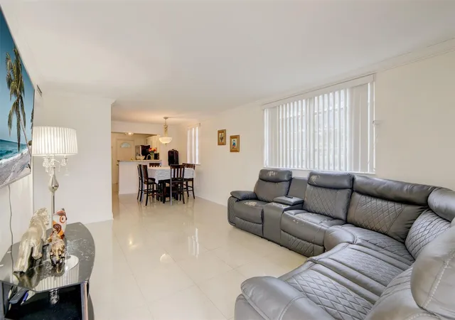 2nd image of 3777 Nw 78Th Ave #10D, Hollywood, FL 33024 | MLS# B26044302