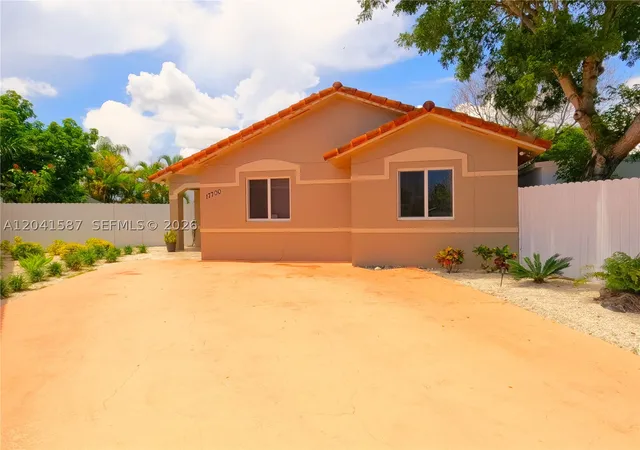 Photo 3 of Single family home for sale at 17700 Sw 145th Ave, Miami, FL 33177 | MLS# A12041587 | Listing updated on 2026-08-02