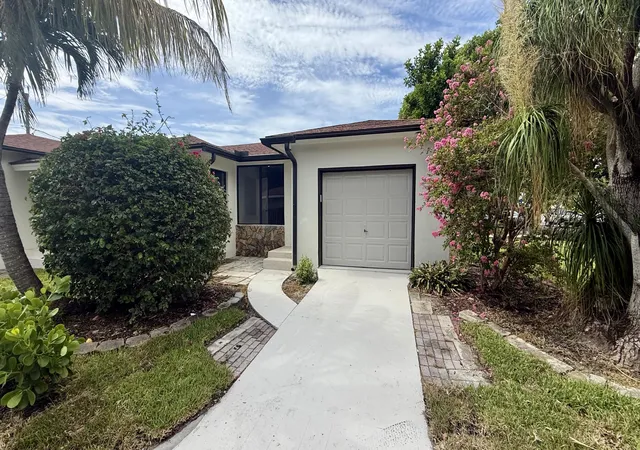 2nd image of 1130 N K St, ,, FL 33460 | MLS# B26044387