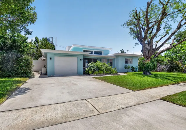 Homes for sale in Boca Raton, FL | 2110 Ne 4Th Ave, Boca Raton, FL 33431 | MLS# B26044382