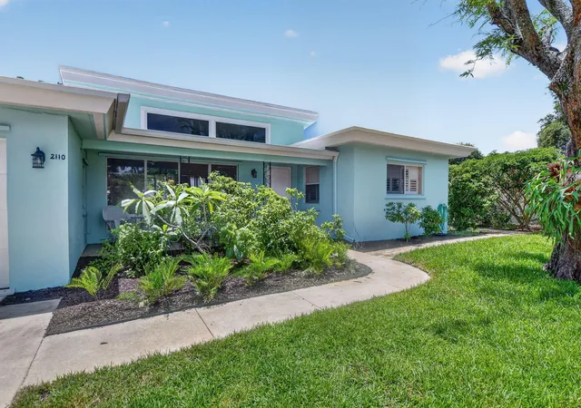Homes for sale in Boca Raton, FL | 2110 Ne 4Th Ave, Boca Raton, FL 33431 | MLS# B26044382