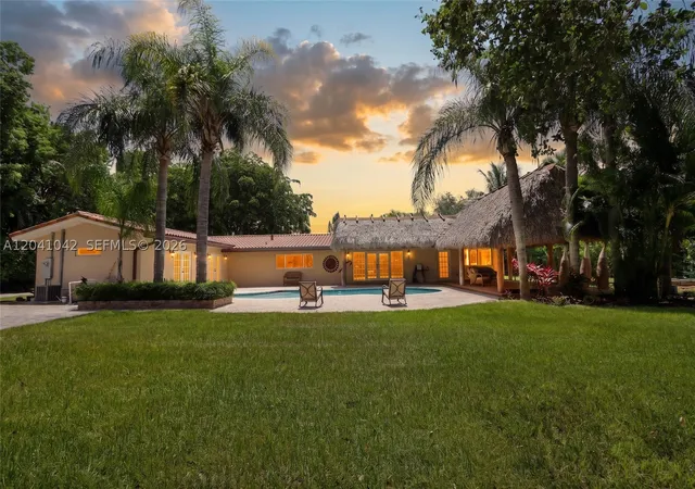 Photo 3 of Single family home for sale at 15144 Sw 72nd Ct, Palmetto Bay, FL 33158 | MLS# A12041042 | Listing updated on 2026-10-07