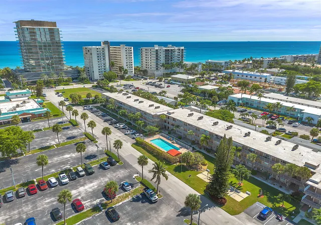 3rd image of 3200 Ne 7Th Ct #202b, Pompano Beach, FL 33062 | MLS# B26044401