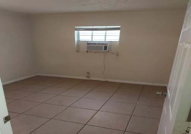 4th image of 1980 Lincoln Ave, Opa Locka, FL 33054 | MLS# B26044404