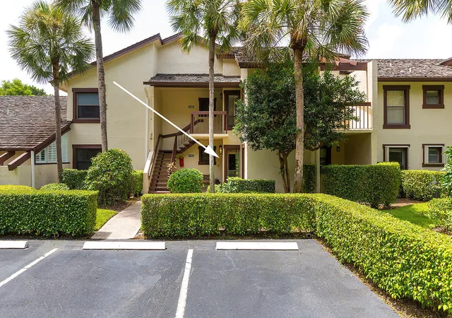 1st image of 11397 Pond View Dr #E102, Wellington, FL 33414 | MLS# B26044214