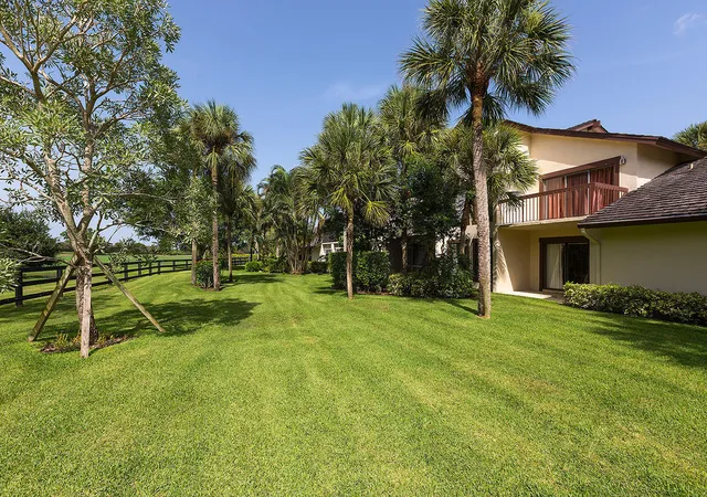 21st image of 11397 Pond View Dr #E102, Wellington, FL 33414 | MLS# B26044214