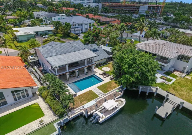Photo 4 of Single family home for sale at 16416 Ne 32Nd Ave, North Miami Beach, FL 33160 | MLS# A12041207 | Listing updated on 2026-08-09